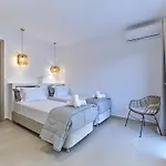 Ioli, Private Swimming Pool, 3 Bedrooms Glifades