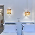 Ioli, Private Swimming Pool, 3 Bedrooms Villa Glifades