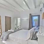 Ioli, Private Swimming Pool, 3 Bedrooms Villa Glifades