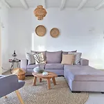Ioli, Private Swimming Pool, 3 Bedrooms Glifades